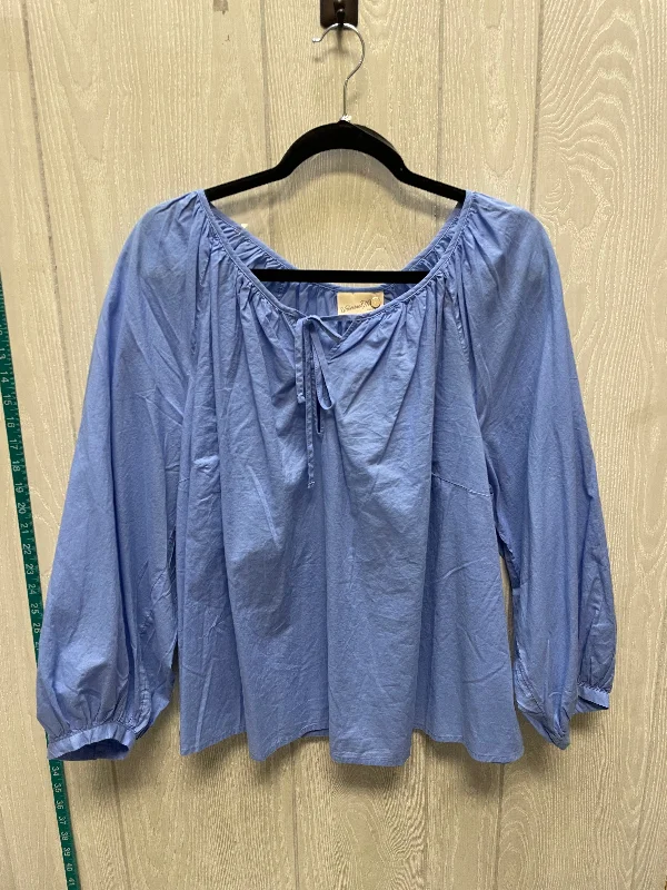 Savings Galore Top Long Sleeve By Universal Thread In Blue, Size: 1x