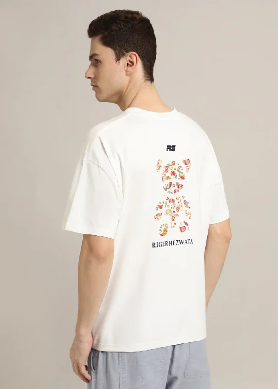Steal Deal Bearsy Paisley White Oversized T-shirt