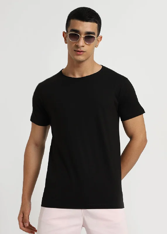 Weekend Discounts to Relish Black Crew neck T-shirt