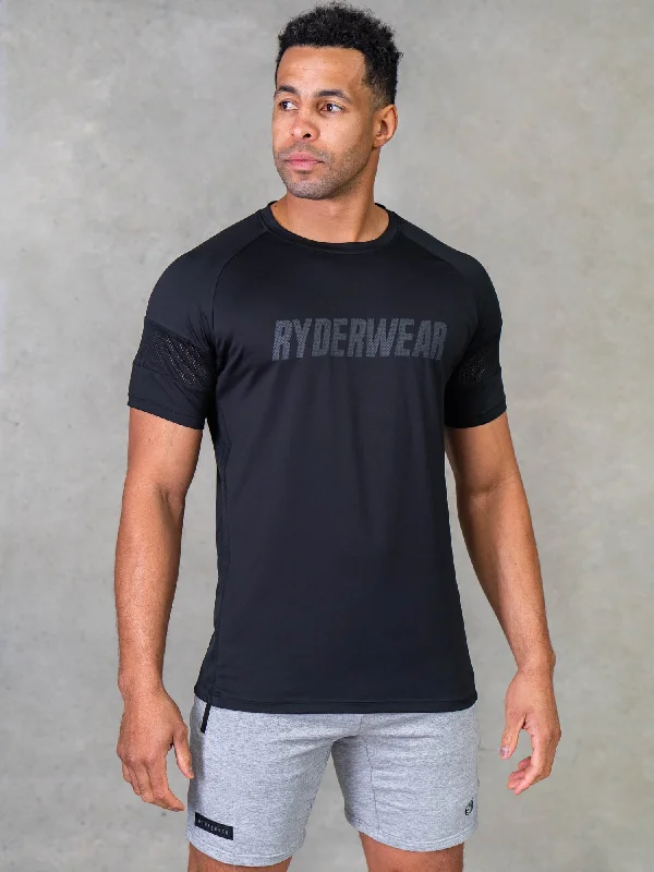 Weekend Savings Bonanza Flex Mesh T-Shirt - Black