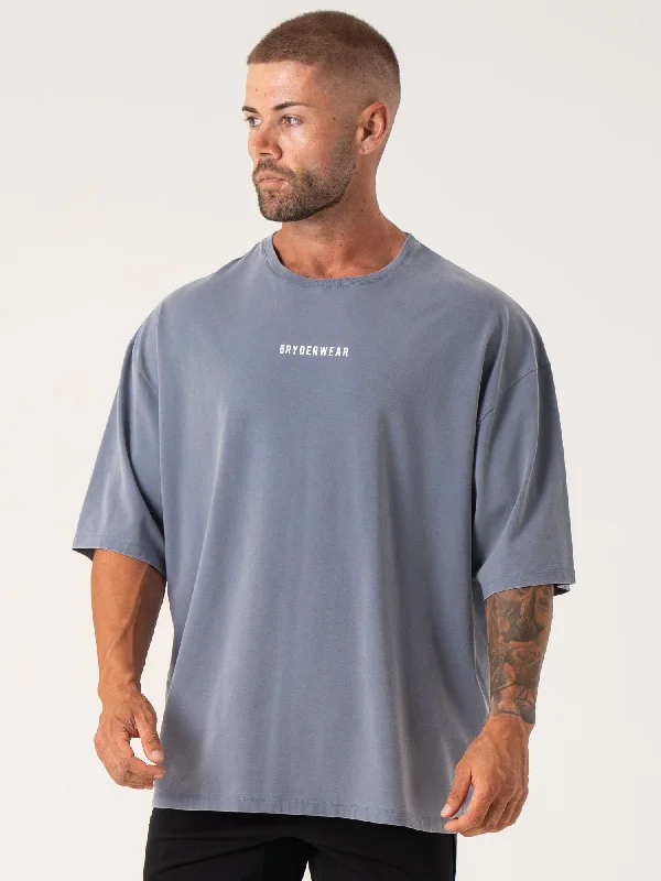 Weekend Discounts to Celebrate Pursuit Oversized T-Shirt - Denim Blue Stonewash